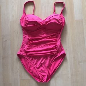LA Blanca Pink One-Piece Women’s Swimsuit Size 8